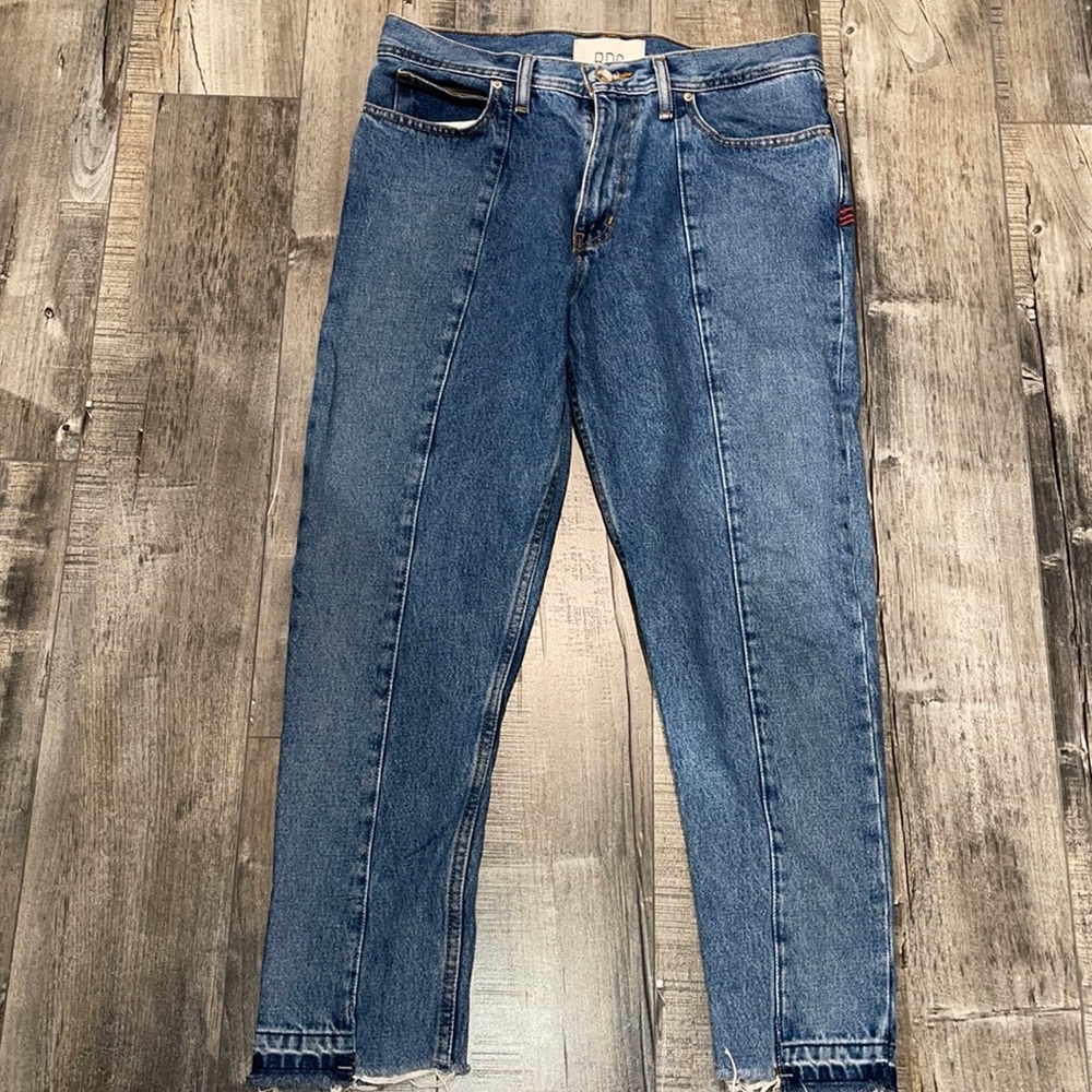 BDG Men’s Blue Straight-Leg Jeans
